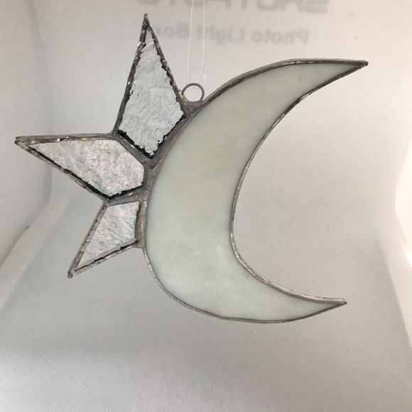 Handcrafted stained glass moon and star - Picture 2 of 6